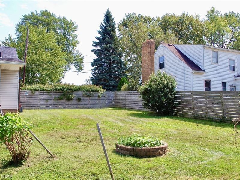 2464 Nesbitt Avenue, Akron, OH 44314 Photo 6