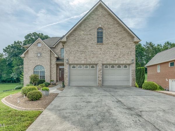 364 Wiltshire Drive, Gray, TN 37615