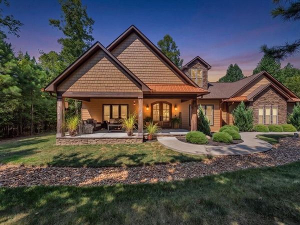 670 Cherokee Path , Jasper, TN 37347