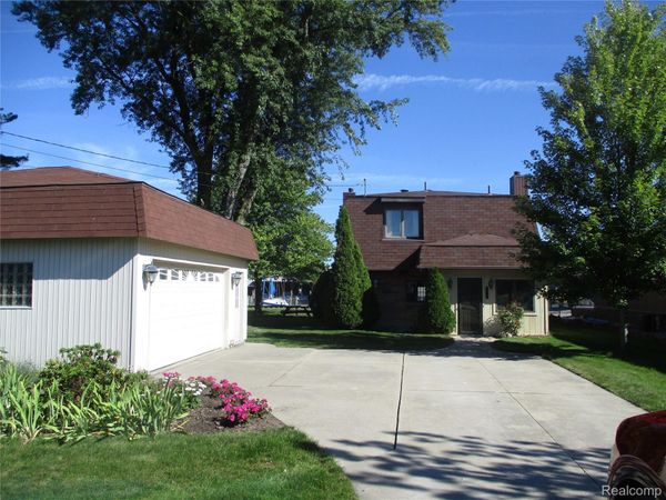 30471 Manse Street, Harrison Township, Mi 48045