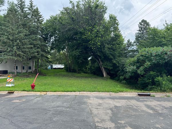 409 S Orange Street , Waconia, MN 55387