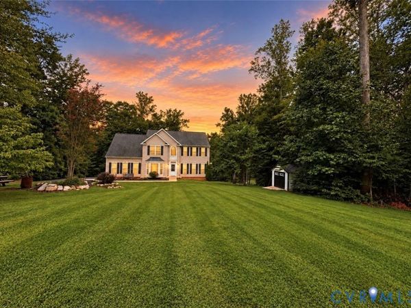 746 Carter Lane, Louisa, VA 23093