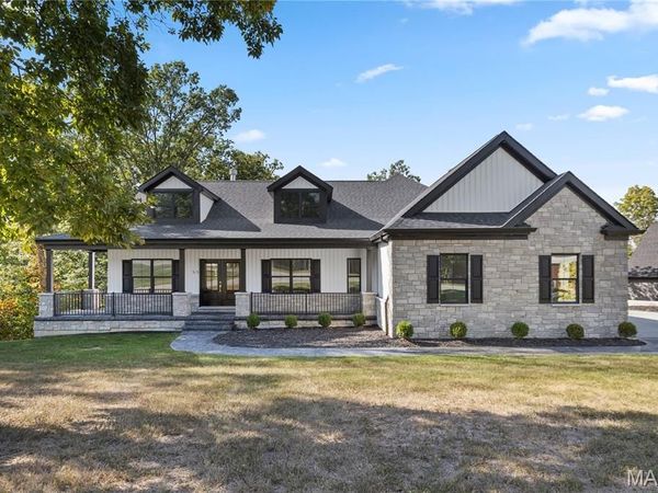 55 Lake Bend Drive , Winfield, MO 63389