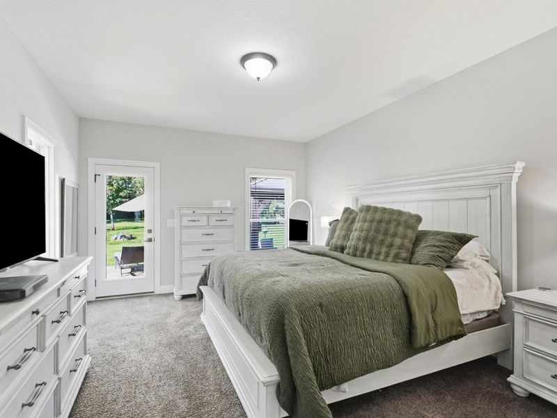 6377 Harrisburg Georgesville, Grove City, OH 43123 Photo 17