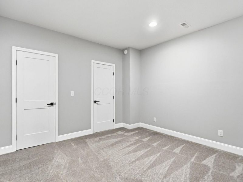 6377 Harrisburg Georgesville, Grove City, OH 43123 Photo 53