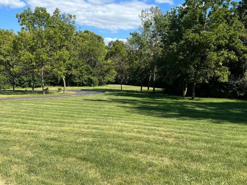 6377 Harrisburg Georgesville, Grove City, OH 43123 Photo 68