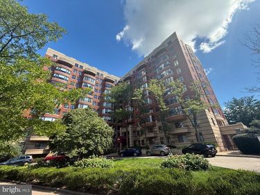 2400 N CLARENDON BOULEVARD, Unit 607, ARLINGTON, VA 22201