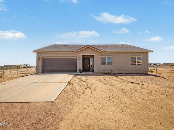 10539 W WILLOW PEAK Avenue, Casa Grande, AZ 85193