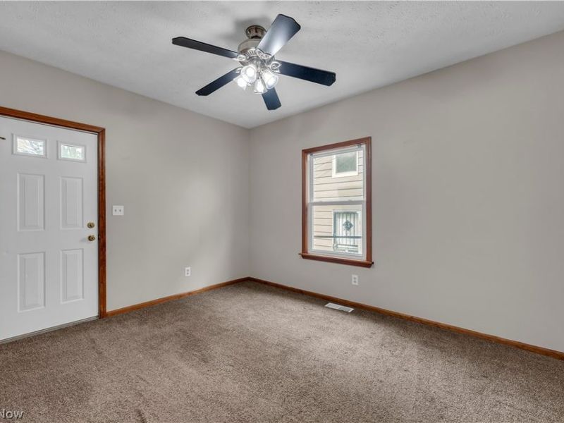 1460 E 204th Street, Unit 1/DN, Euclid, OH 44117 Photo 10