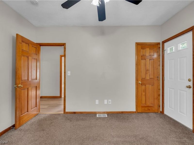 1460 E 204th Street, Unit 1/DN, Euclid, OH 44117 Photo 11