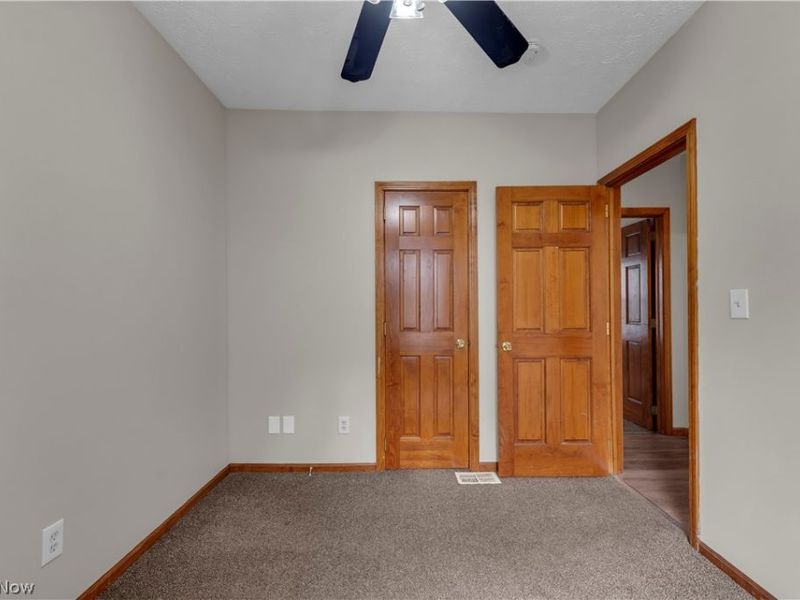 1460 E 204th Street, Unit 1/DN, Euclid, OH 44117 Photo 12
