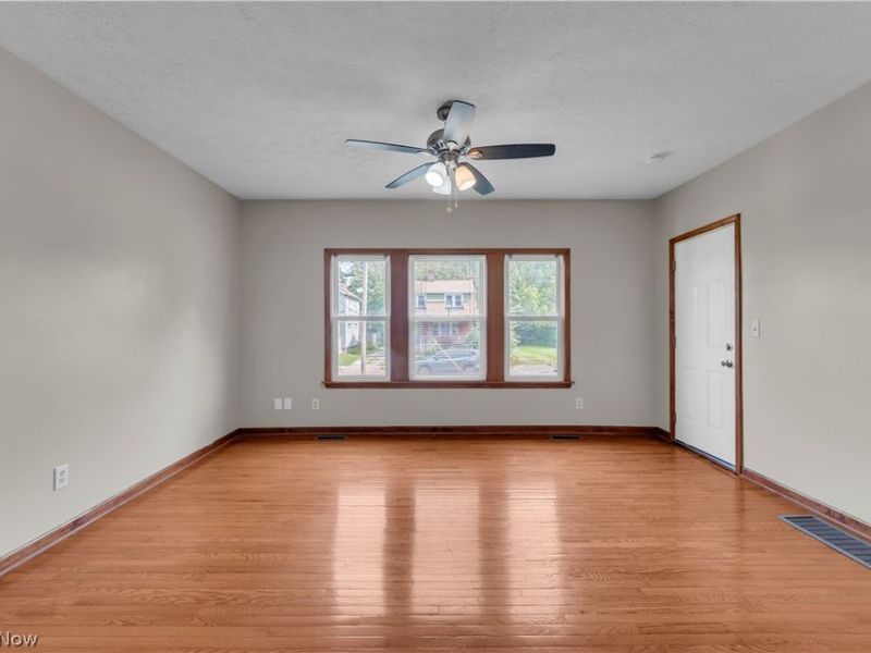 1460 E 204th Street, Unit 1/DN, Euclid, OH 44117 Photo 3