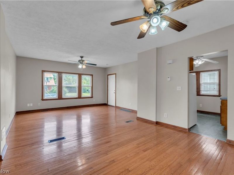 1460 E 204th Street, Unit 1/DN, Euclid, OH 44117 Photo 5