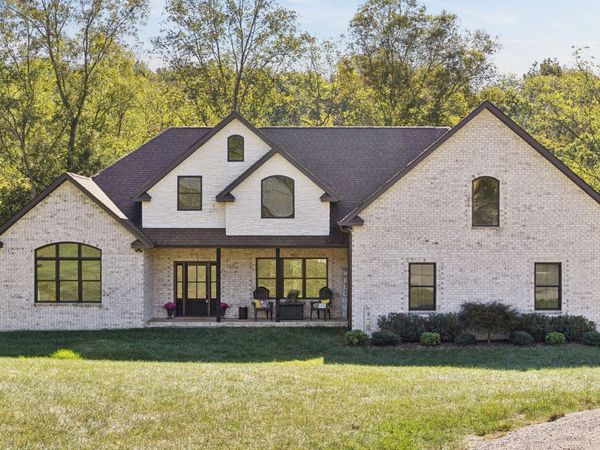 1365 Seymour Dr , Pleasant View, TN 37146