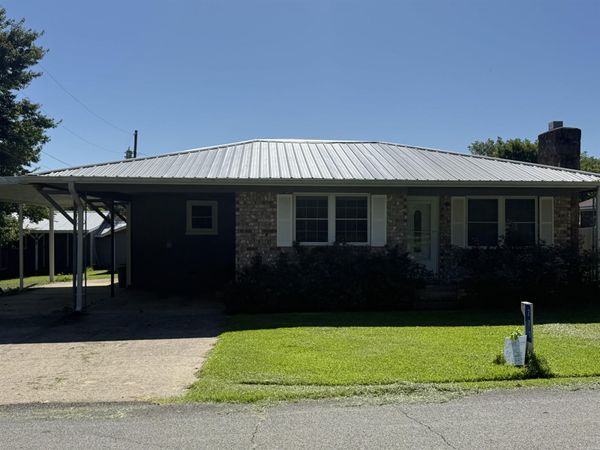 273 poplar Street , Clinton, AR 72031
