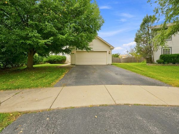 2420 Sisters Court , Naperville, IL 60564