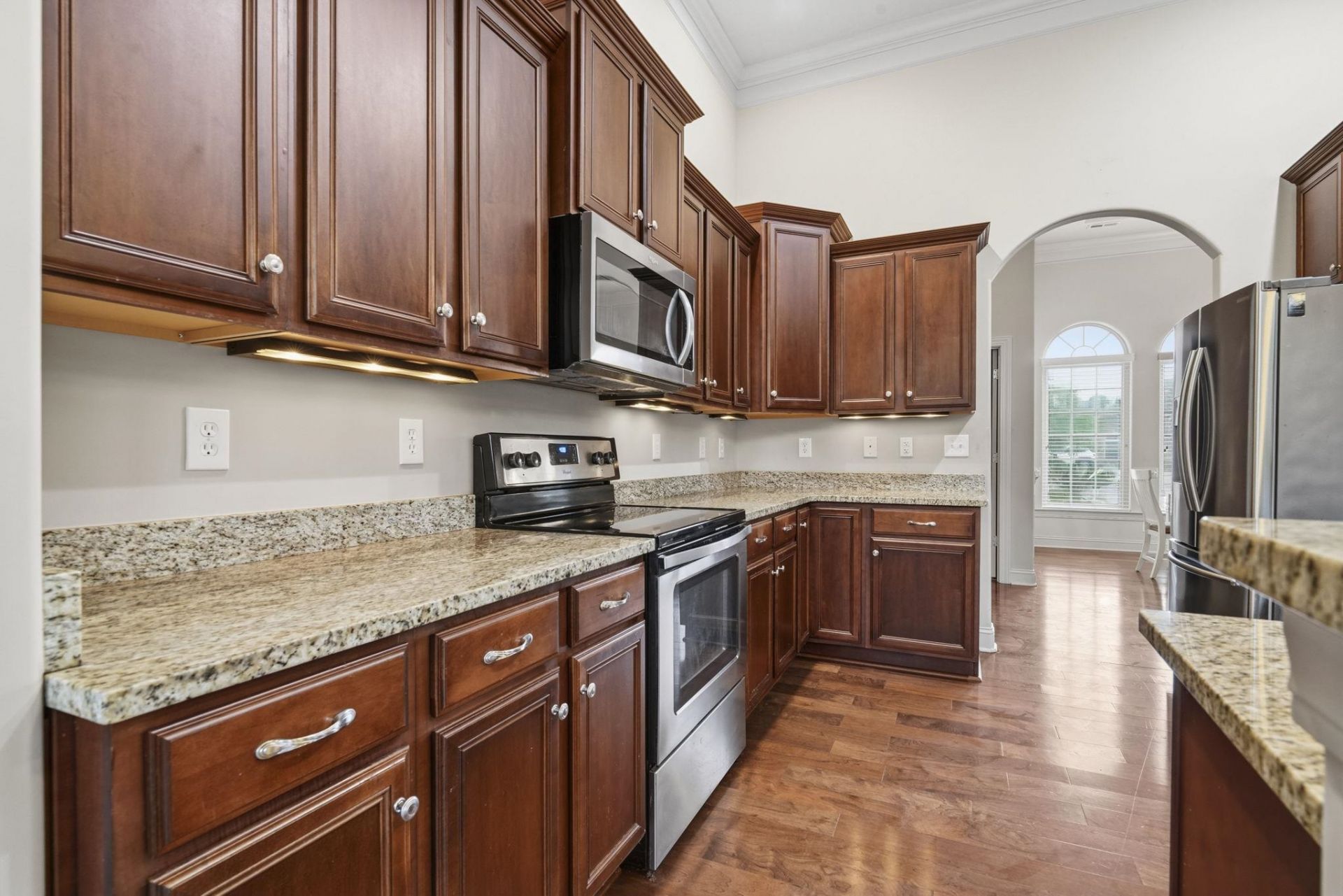 9060 Abingdon Dr. Photo 10