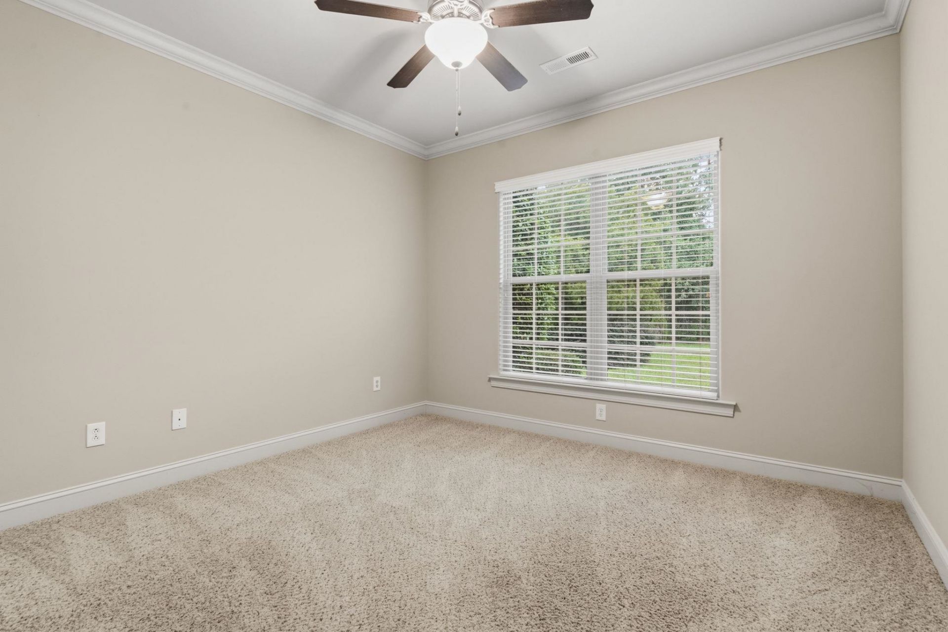 9060 Abingdon Dr. Photo 20