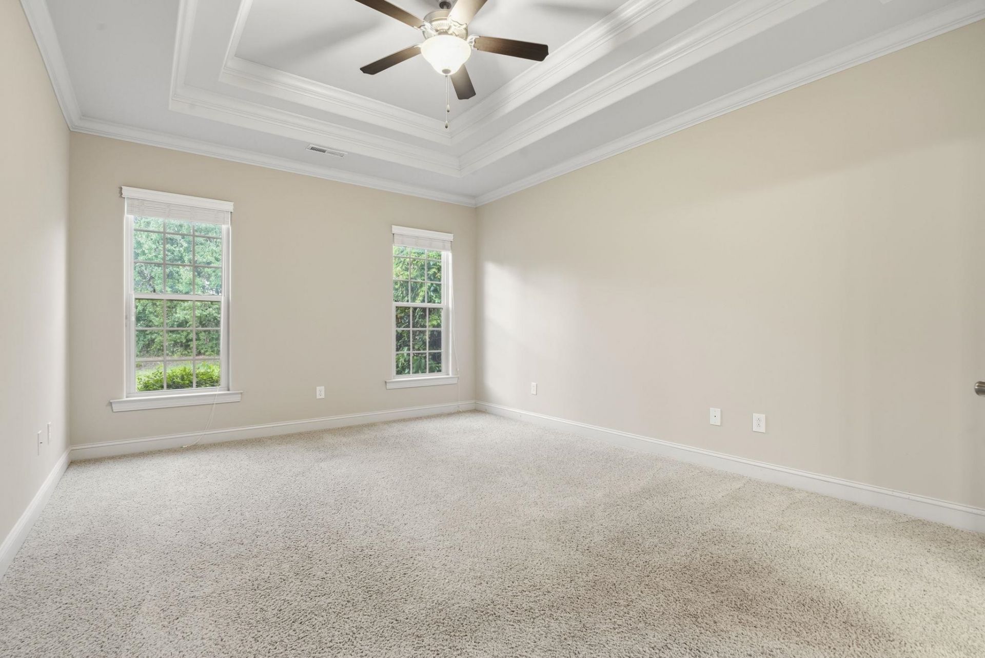 9060 Abingdon Dr. Photo 22