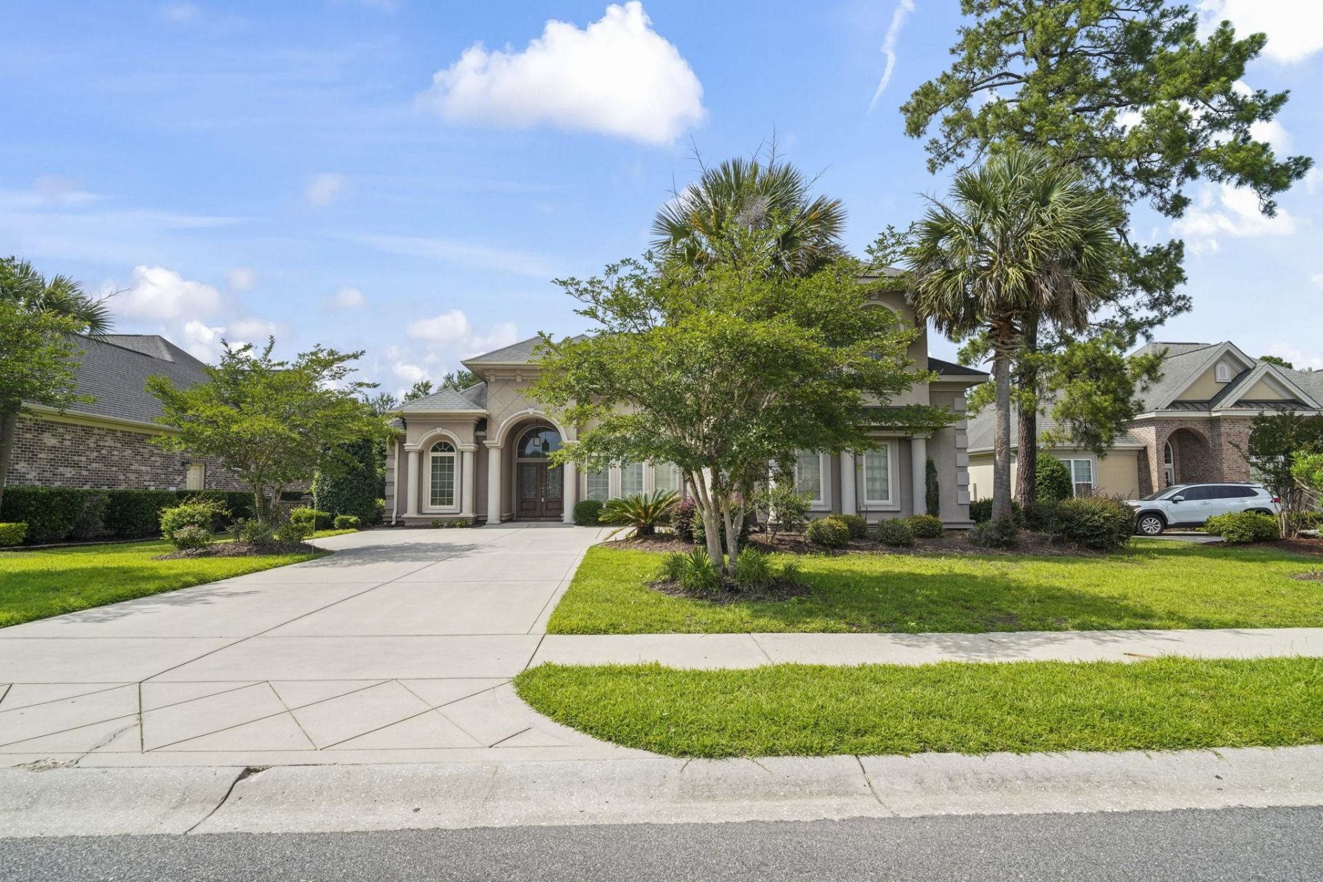 9060 Abingdon Dr. Photo 37