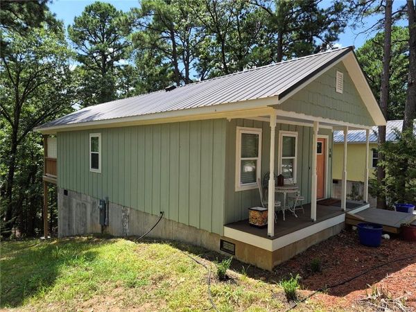 1 A Cross Street , Eureka Springs, AR 72632