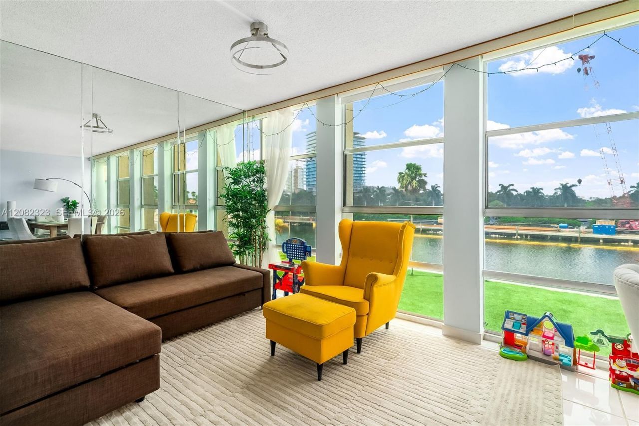 601 Three Islands Blvd , Unit 304, Hallandale Beach, FL 33009 Photo