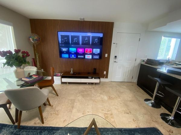 3101 SW 27th Ave , Unit 201, Miami, FL 33133