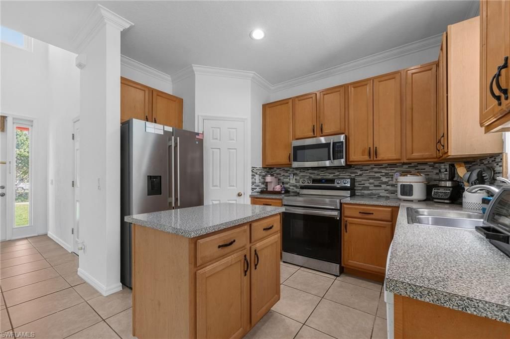 8192 New Jersey Blvd , Fort Myers, FL 33967 Photo