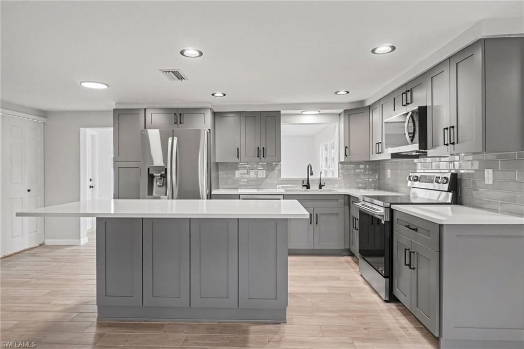 305 Shell Rd , Venice, FL 33953 Photo