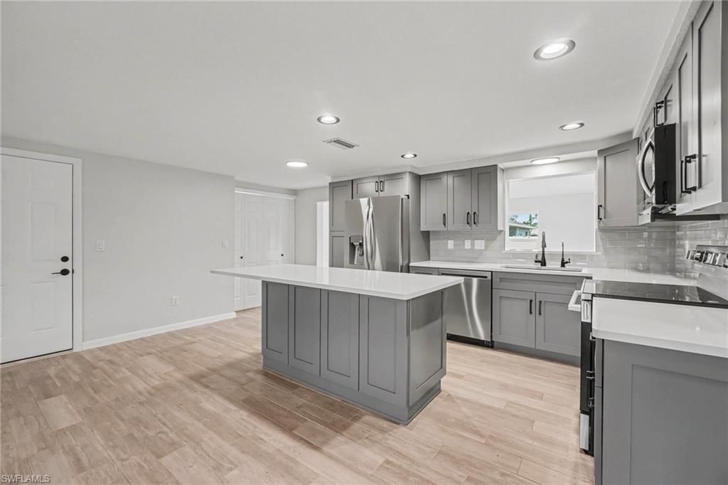305 Shell Rd , Venice, FL 33953 Photo