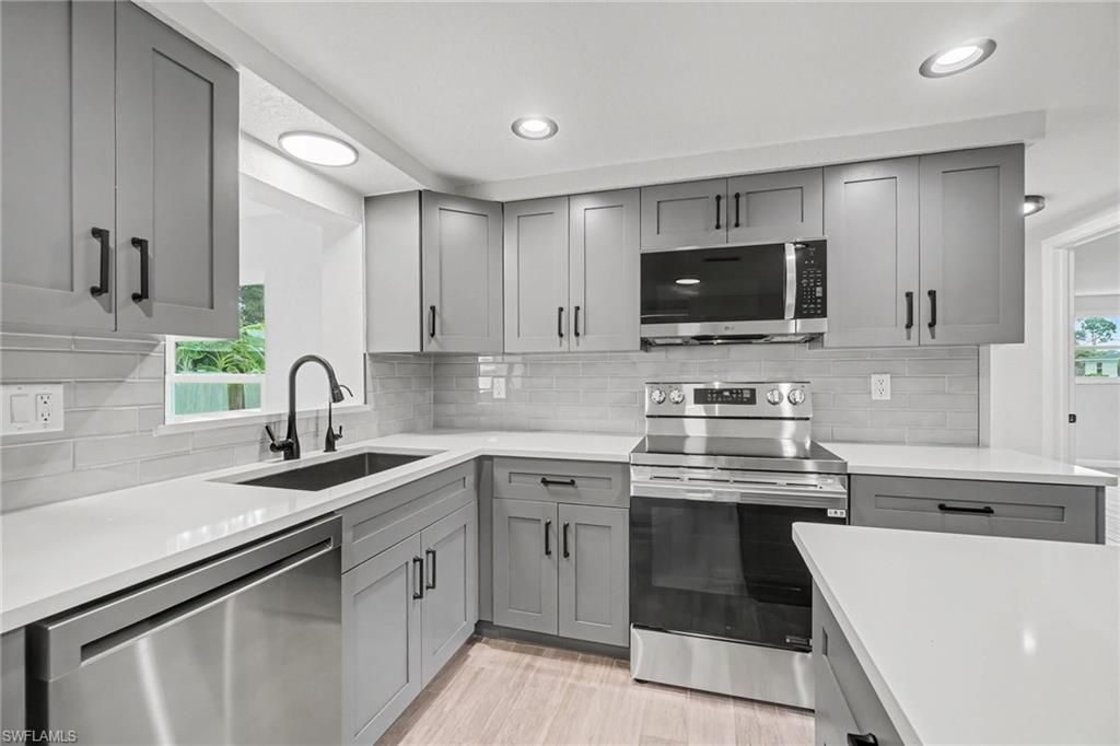 305 Shell Rd , Venice, FL 33953 Photo