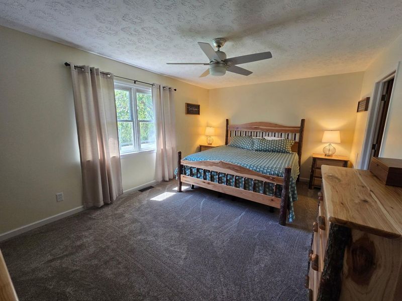 45330 Maple View Circle, Caldwell, OH 43724 Photo 12