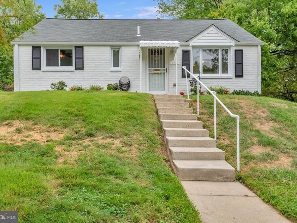 6944 DECATUR PLACE, HYATTSVILLE, MD 20784