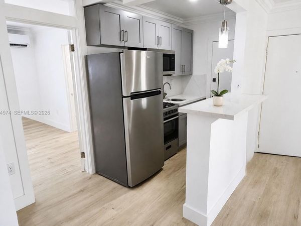 6330 SW 79th St , Unit 19, South Miami, FL 33143