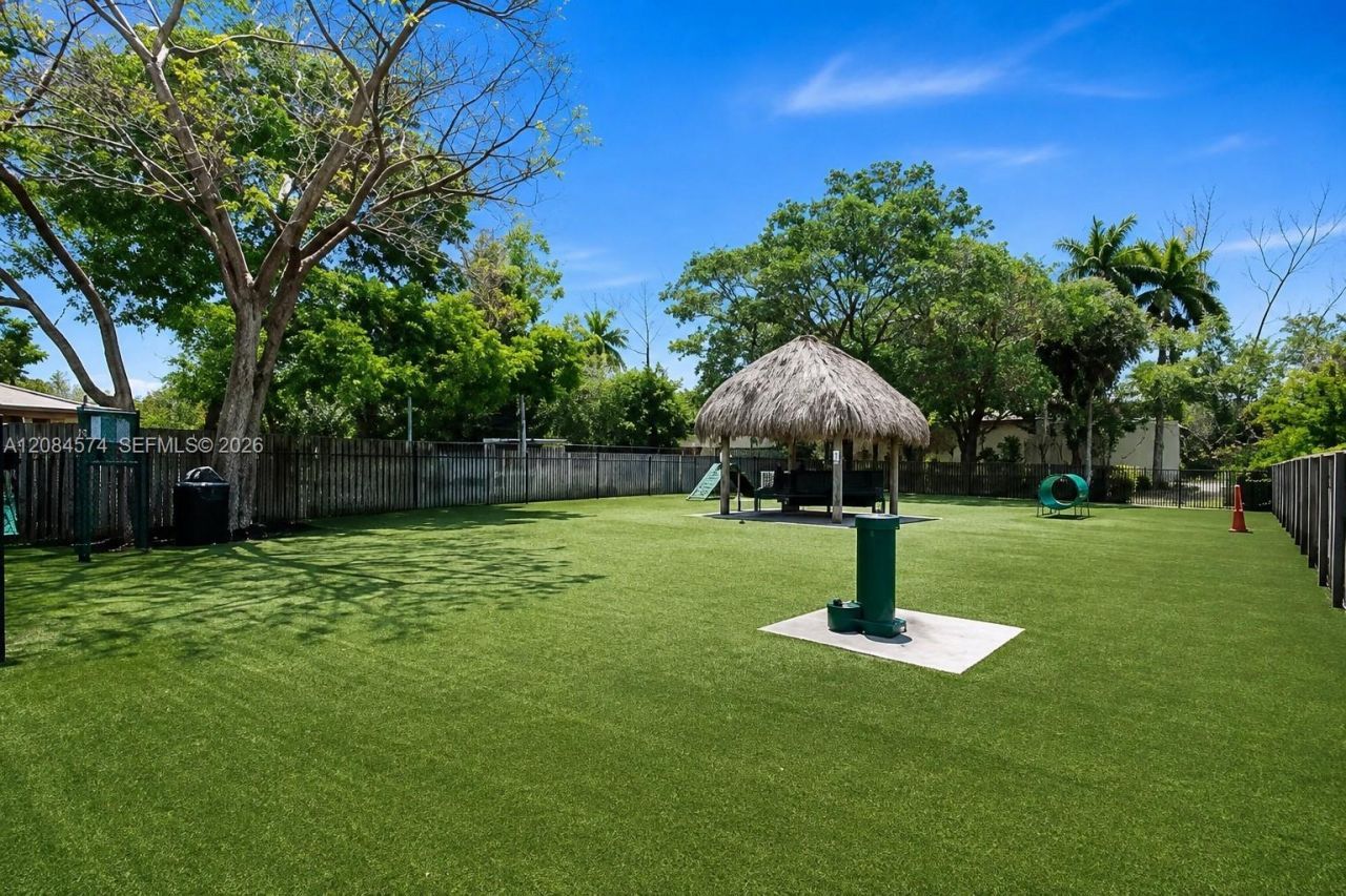 6330 SW 79th St, Unit 19, South Miami, FL 33143 Photo