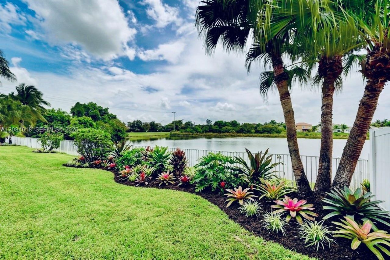 1580 SW 164th Ave , Pembroke Pines, FL 33027 Photo