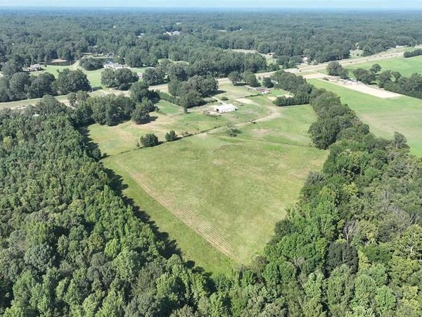 2000 HWY 64 HWY, Oakland, TN 38028