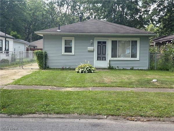 625 Delaware Avenue , Elyria, OH 44035