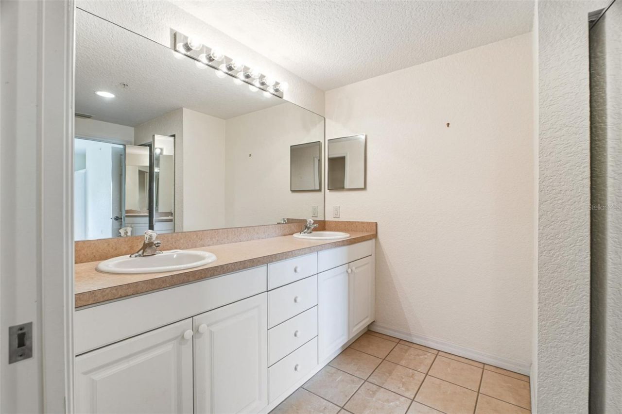 7141 Strand Circle , Unit 101, Bradenton, FL 34203 Photo