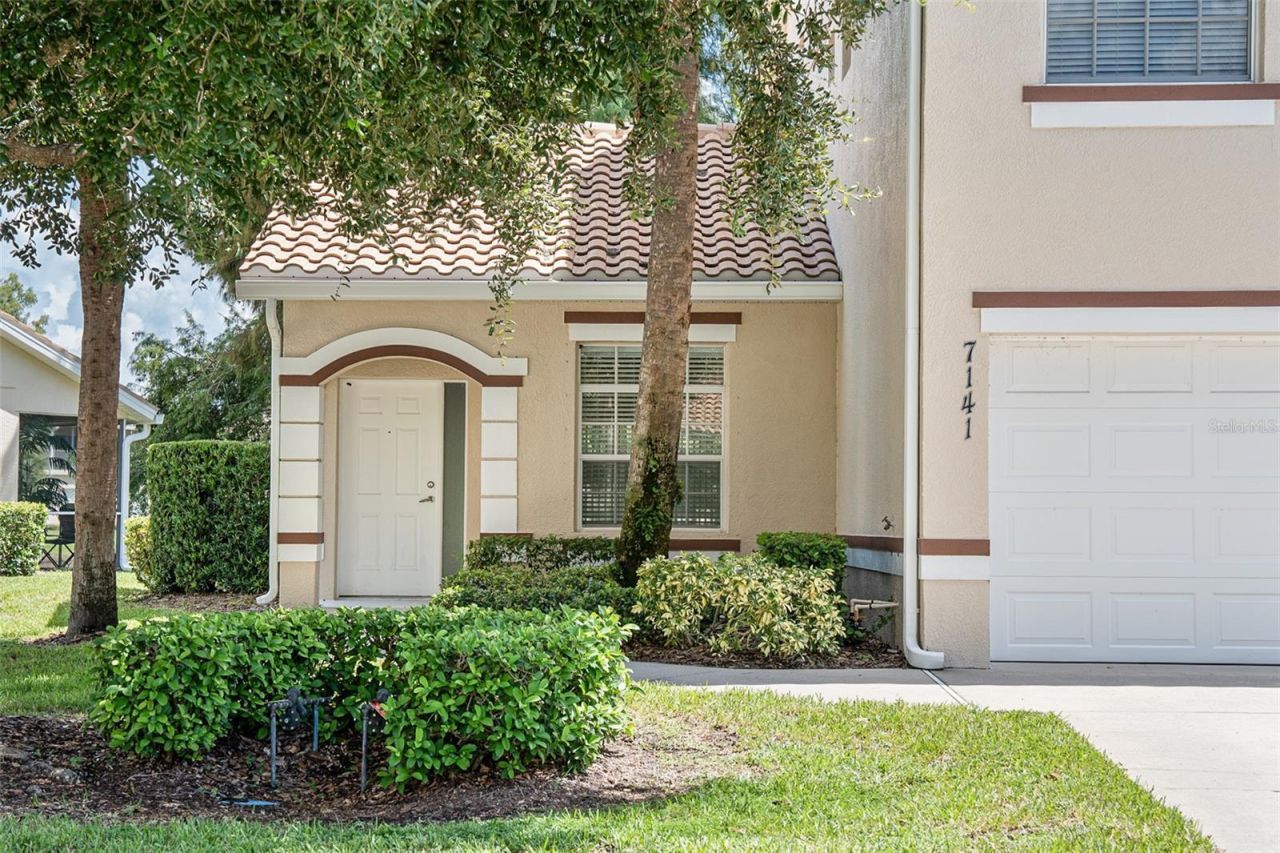 7141 Strand Circle , Unit 101, Bradenton, FL 34203 Photo