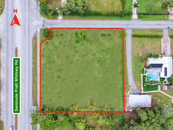 16430 E Downers Drive E, Loxahatchee, FL 33470