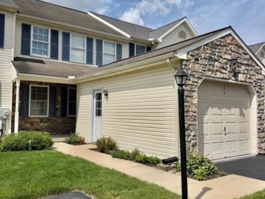 572 E Wood Duck Drive , Manheim, PA 17545 Main Photo