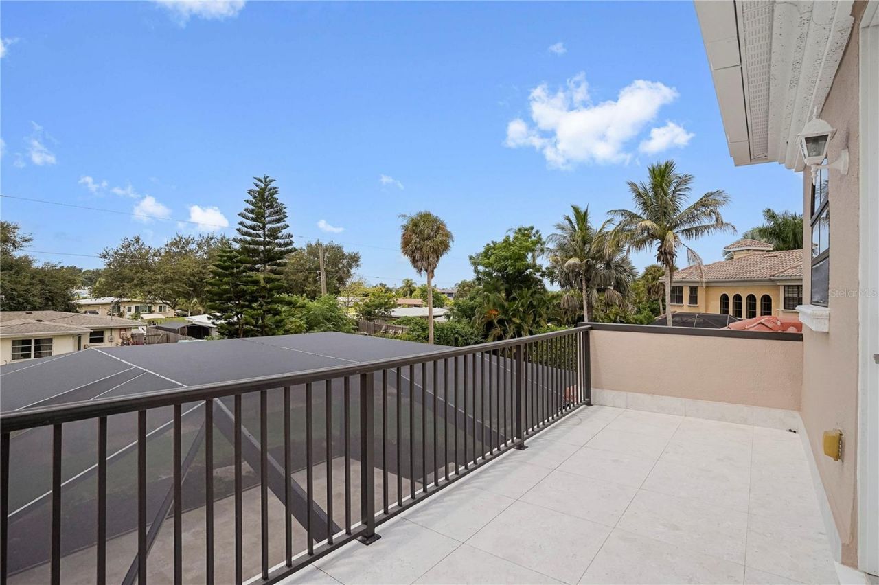 1650 Assisi Drive, Unit 16, Sarasota, FL 34231 Photo