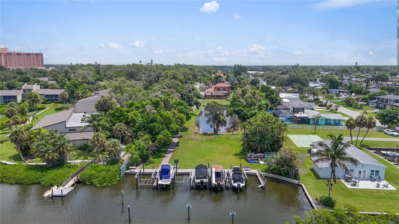 1650 Assisi Drive, Unit 16, Sarasota, FL 34231 Photo