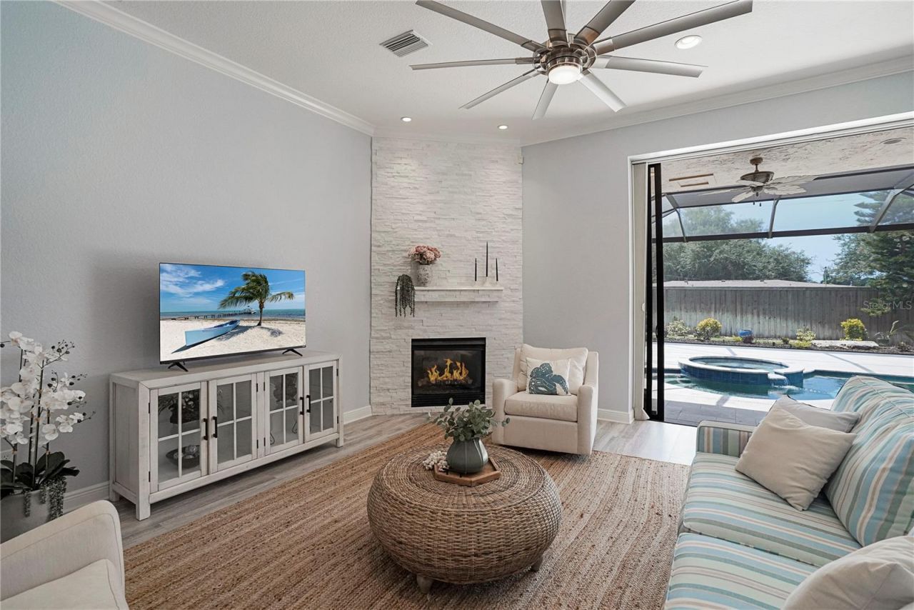 1650 Assisi Drive, Unit 16, Sarasota, FL 34231 Photo