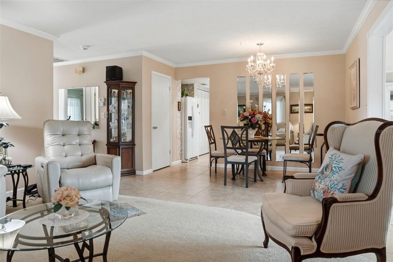 888 Senda Oro, Unit 6, Venice, FL 34293 Photo