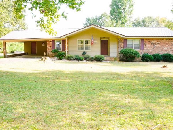 260 Riverside Dr, Hamilton, AL 35570