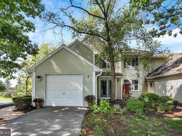 1114 ABERDEEN COURT , HARRISBURG, PA 17111