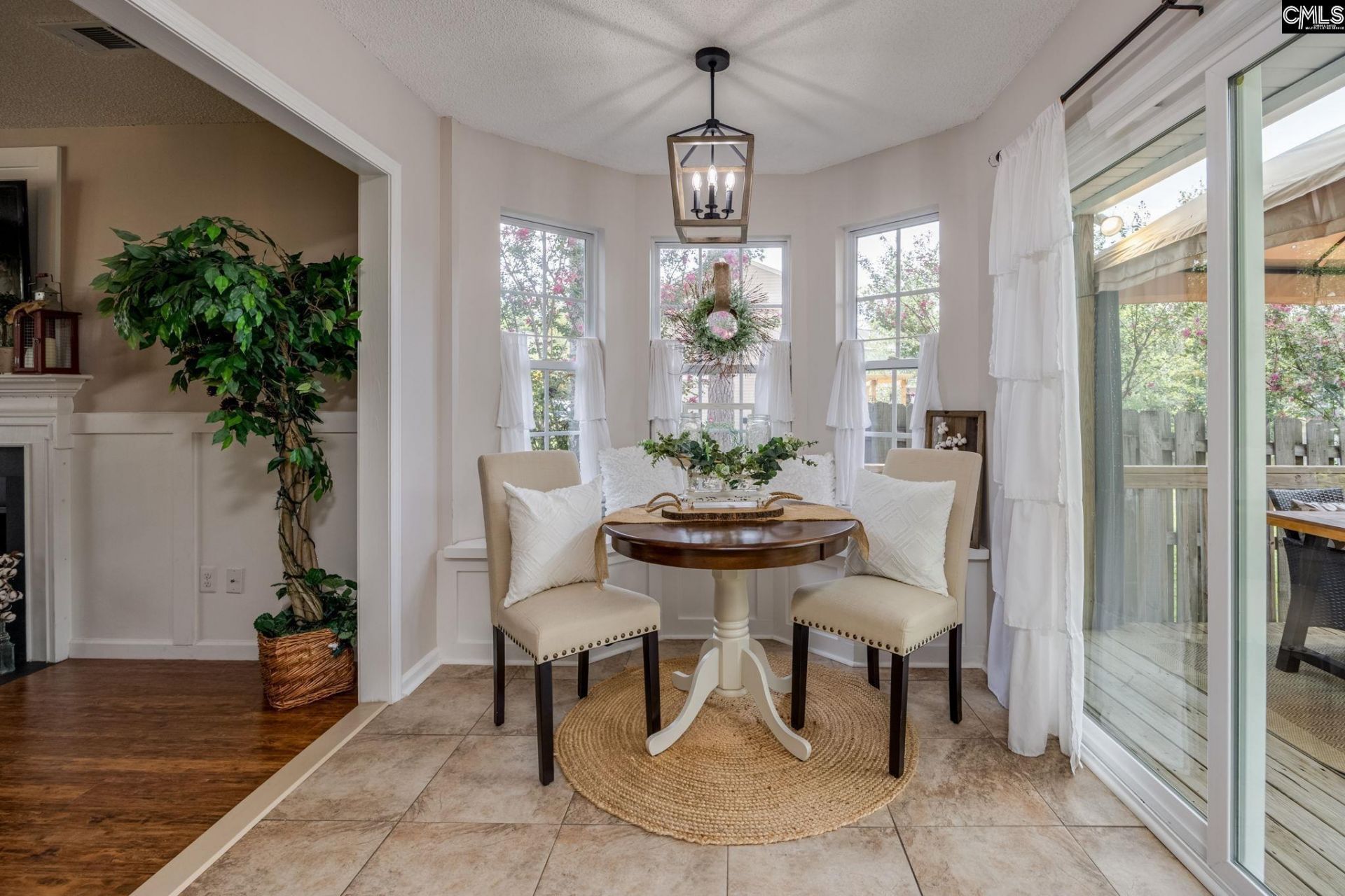 215 Village Walk Photo 10