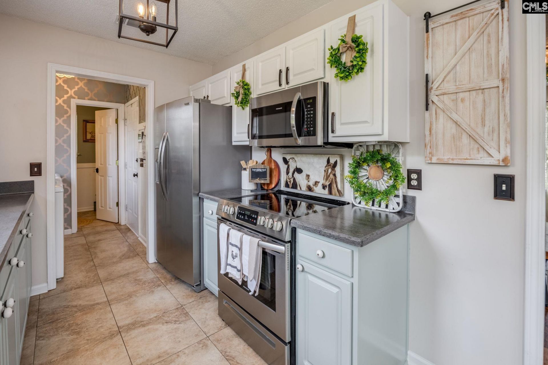 215 Village Walk Photo 13